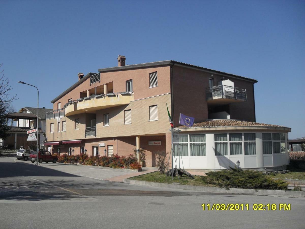 Residence La Collinetta Cagli Exterior foto